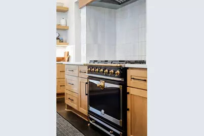 329 Calvary Cove, Dripping Springs, TX 78620 - Photo 8