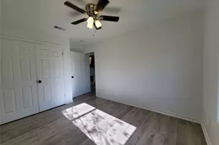 208 Newcastle Dr, Red Rock, TX 78662 - Photo 26