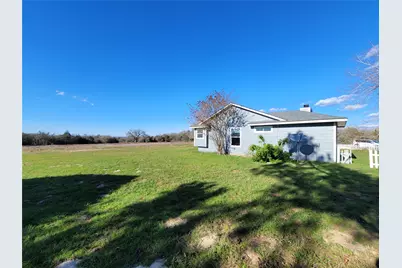 208 Newcastle Drive, Red Rock, TX 78662 - Photo 36