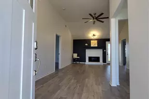 208 Newcastle Dr, Red Rock, TX 78662 - Photo 6