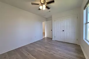 208 Newcastle Dr, Red Rock, TX 78662 - Photo 24