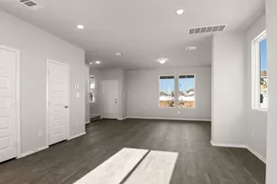 158 Daylily Dr, Elgin, TX 78621 - Photo 14