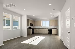 158 Daylily Dr, Elgin, TX 78621 - Photo 12