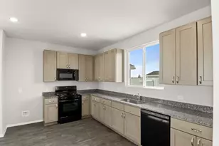 158 Daylily Dr, Elgin, TX 78621 - Photo 16