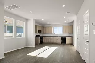 158 Daylily Dr, Elgin, TX 78621 - Photo 12