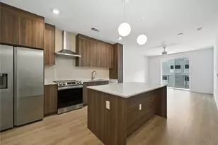 1701 Simond Ave, Austin, TX 78723 - Photo 4