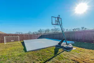 137 Alba Ave, San Marcos, TX 78666 - Photo 32