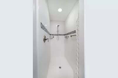 111 Kathleen Avenue, La Grange, TX 78945 - Photo 28