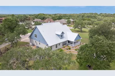 111 Kathleen Avenue, La Grange, TX 78945 - Photo 10