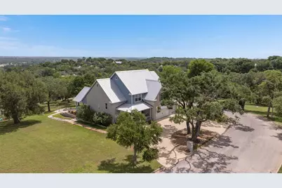 111 Kathleen Avenue, La Grange, TX 78945 - Photo 16