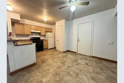 1105 Westwood Lane #6D, Giddings, TX 78942 - Photo 6