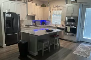 905 Academy Oaks Dr, San Marcos, TX 78666 - Photo 2