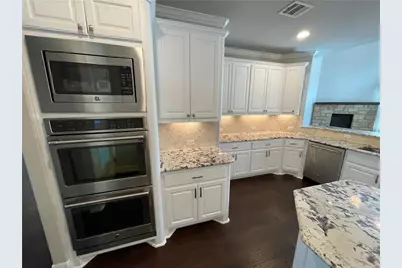 3501 Venezia View, Leander, TX 78641 - Photo 4