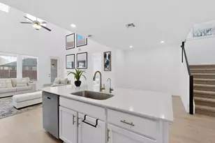 508 Elk Herd Cv, Georgetown, TX 78628 - Photo 18