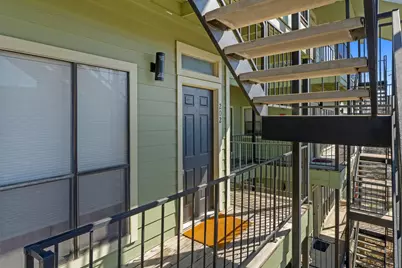 915 W 22nd 1/2 Street #202, Austin, TX 78705 - Photo 18