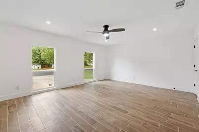 1111 Spearson Lane, Austin, TX 78745 - Photo 28