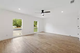 1111 Spearson Ln, Austin, TX 78745 - Photo 28