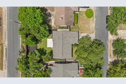 1111 Spearson Lane, Austin, TX 78745 - Photo 34