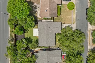 1111 Spearson Ln, Austin, TX 78745 - Photo 34