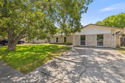 1111 Spearson Lane, Austin, TX 78745 - Photo 4