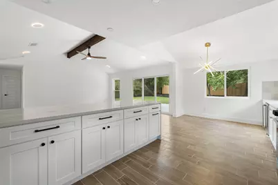 1111 Spearson Lane, Austin, TX 78745 - Photo 16