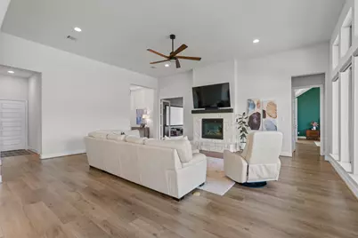 101 Pienza Drive, Georgetown, TX 78628 - Photo 14