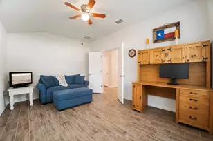 4202 Glendale Ln, Lago Vista, TX 78645 - Photo 24