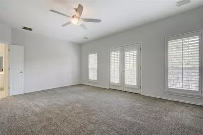 2614 Kinney Oaks Court, Austin, TX 78704 - Photo 18