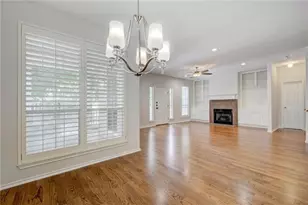 2614 Kinney Oaks Ct, Austin, TX 78704 - Photo 10