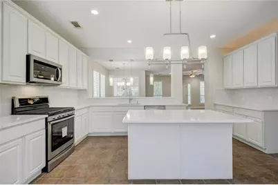 2614 Kinney Oaks Court, Austin, TX 78704 - Photo 14