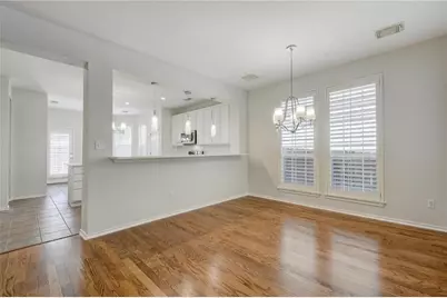 2614 Kinney Oaks Court, Austin, TX 78704 - Photo 10