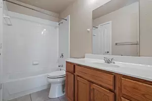 8800 Hazelhurst Dr, Austin, TX 78729 - Photo 32