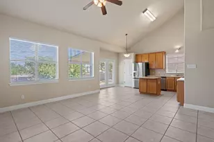 8800 Hazelhurst Dr, Austin, TX 78729 - Photo 12