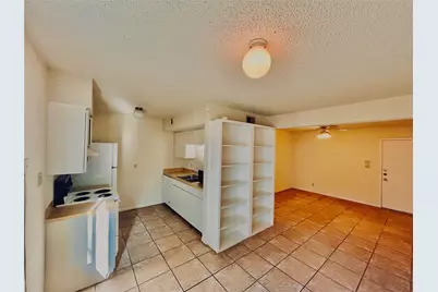 2408 Longview Street #110, Austin, TX 78705 - Photo 4