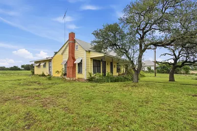 704 Fm 2657, Briggs, TX 78608 - Photo 2
