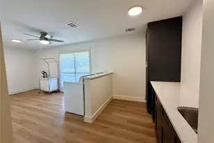 5115 Twin Acres Dr, Austin, TX 78738 - Photo 18