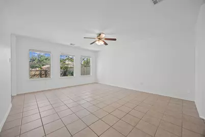 368 Housefinch Loop, Leander, TX 78641 - Photo 4