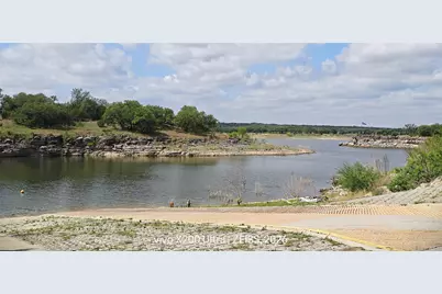 7613 Turnback Ledge Trail, Lago Vista, TX 78645 - Photo 30