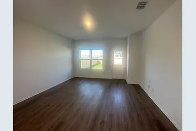 109 Patagonia, Kyle, TX 78640 - Photo 10
