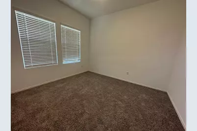 109 Patagonia, Kyle, TX 78640 - Photo 6