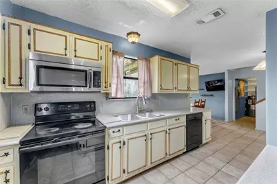 210 N River Oaks Drive, Burnet, TX 78611 - Photo 18