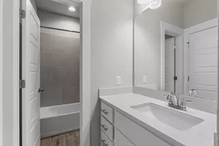 438 Brentwood Dr, Austin, TX 78737 - Photo 32