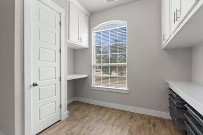 438 Brentwood Drive, Austin, TX 78737 - Photo 24