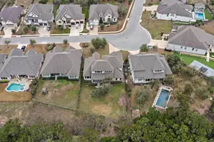 438 Brentwood Dr, Austin, TX 78737 - Photo 38