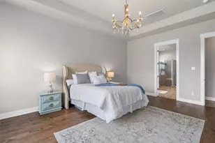 438 Brentwood Dr, Austin, TX 78737 - Photo 16