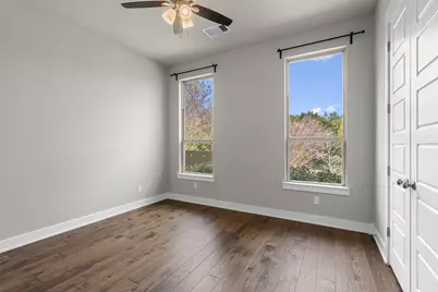 438 Brentwood Drive, Austin, TX 78737 - Photo 20