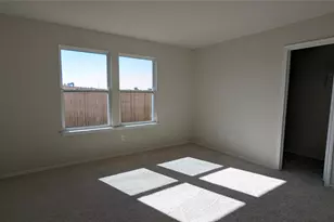 521 Autumn Blaze Rd, New Braunfels, TX 78130 - Photo 14