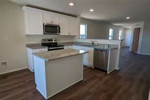 521 Autumn Blaze Rd, New Braunfels, TX 78130 - Photo 4