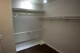 502 Stewart Dr, Hutto, TX 78634 - Photo 16