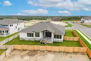 201 Clancy Dr, Liberty Hill, TX 78642 - Photo 22